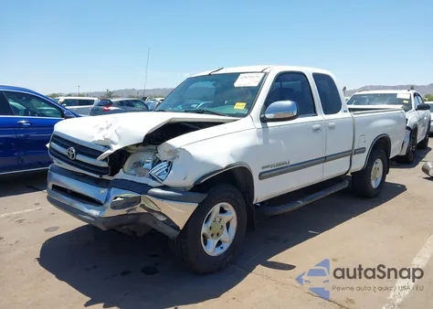 2002 Toyota Tundra Sr5 z USA, uszkodzony, nr VIN 5TBRN34142S330570